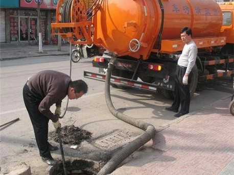 工业园区清掏化粪池，健康生活从这里开始